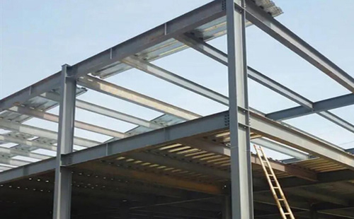 新城镇新城镇新城镇钢结构厂房设计与施工中的关键参数解析