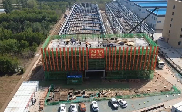 新城镇新城镇钢结构安装如何确保精度与施工安全？